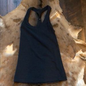 Lululemon tank in Evergreen.